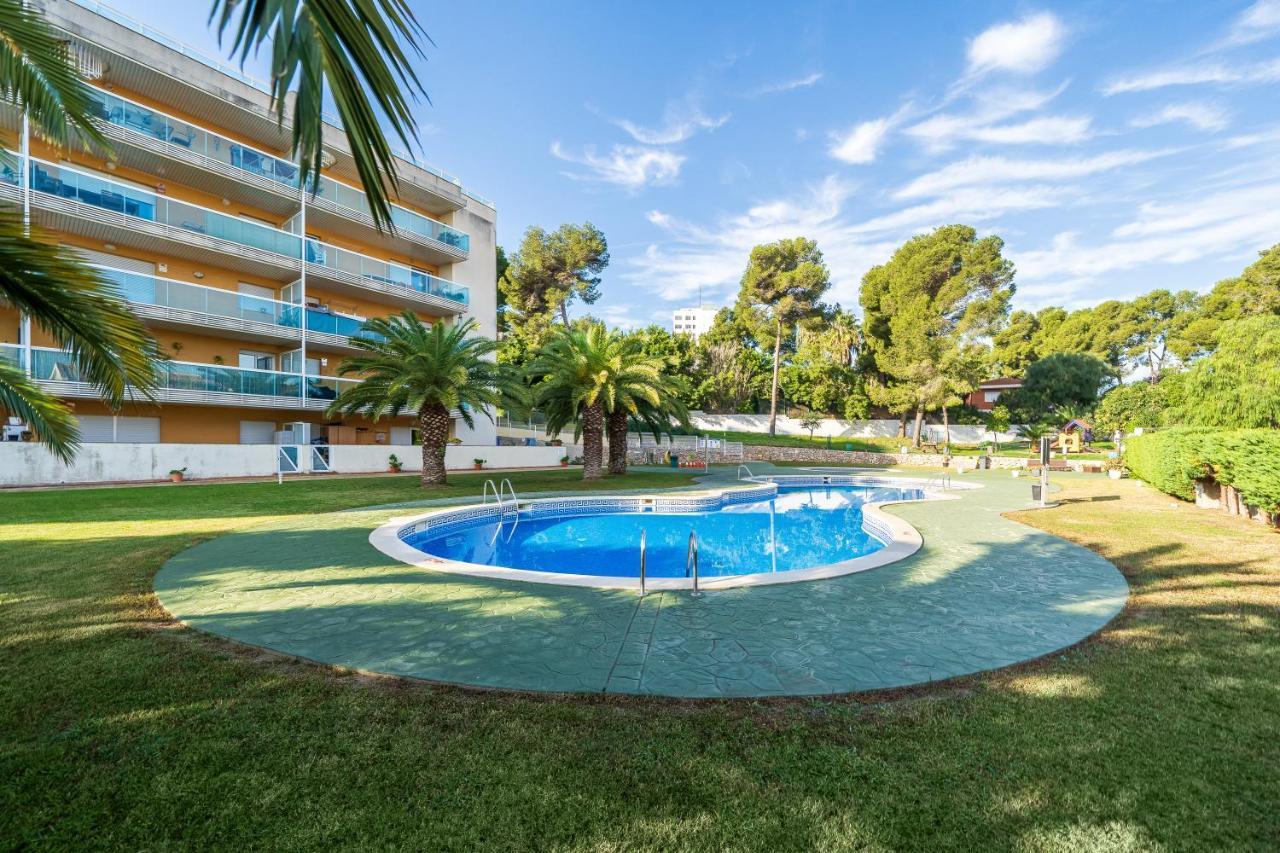 Apartamento Martin Y Rose En Салоу Екстериор снимка